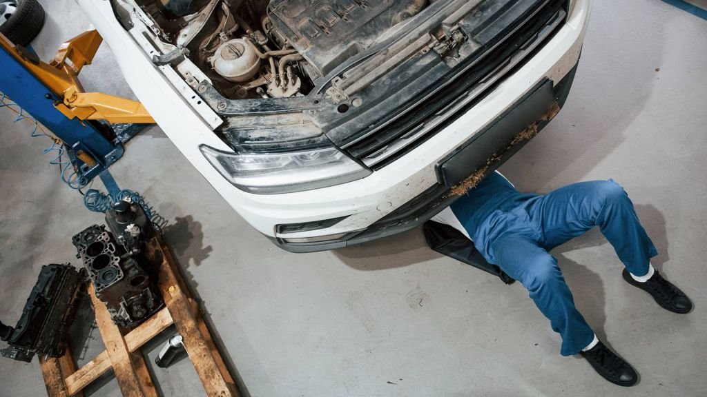 Carrossier agréé ou indépendant : lequel choisir après un sinistre ?